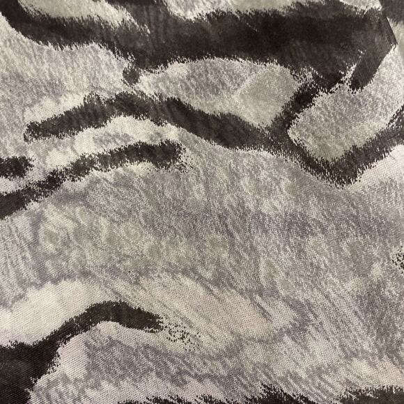 NWT M Made in Italy Silk Woven Long Sleeve Zebra Print Size is S   see Video!!! - Picture 14 of 16